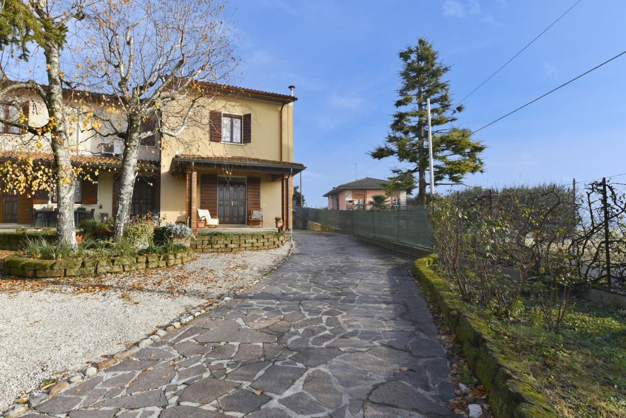 Вилла Casa Nonna Rina Монцамбано Экстерьер фото
